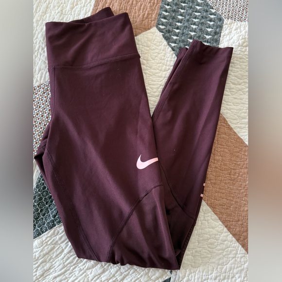 Nike Leggings with Mesh Panel - Picture 1 of 4